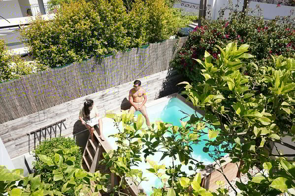 AIFS-Surfkurs-Portugal-Unterkunft-Gotadagua-Pool