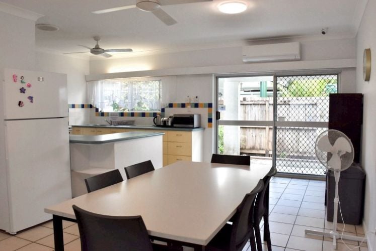 Essbereich in der Unterkunft bei Freiwilligenarbeit in Australien mit AIFS