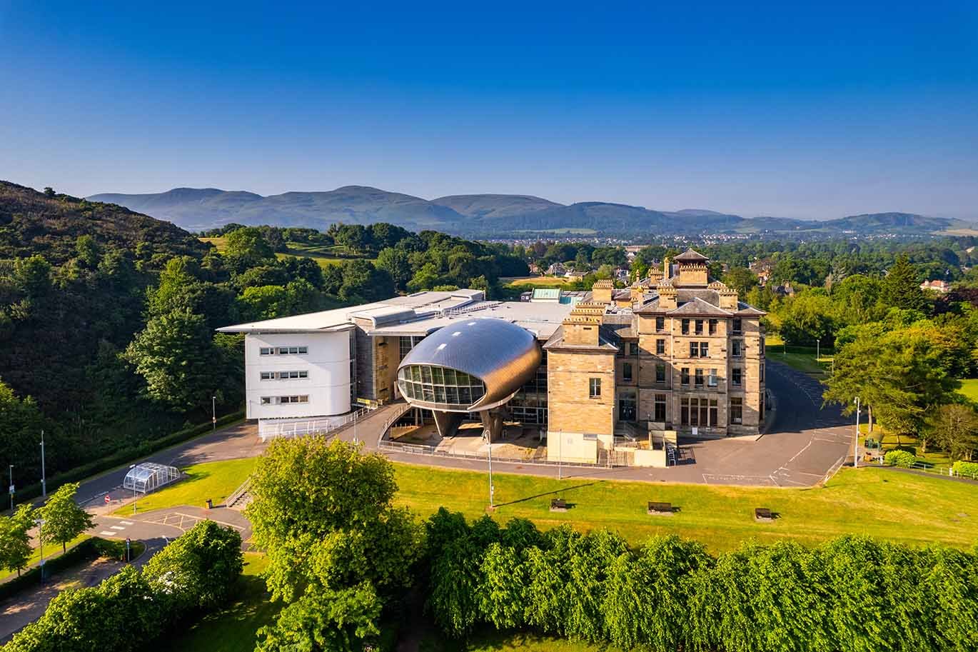 AIFS_Studieren_im_Ausland_Schottland_Edinburgh Napier University_Main Campus_Areal