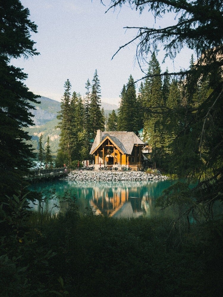 aifs-kanada-huette-see