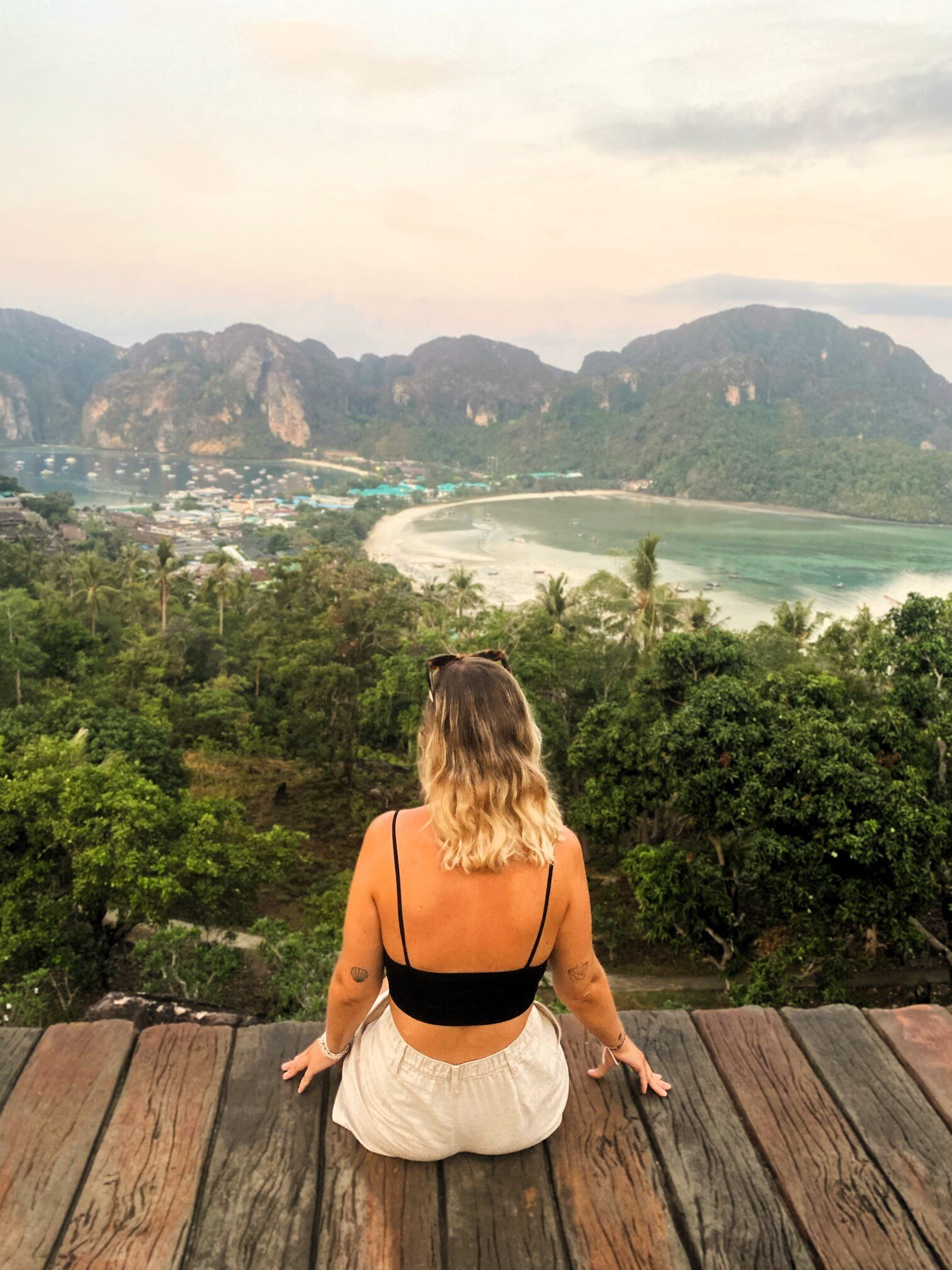 Janine_Thailand_Strand_Ausblick_Natur