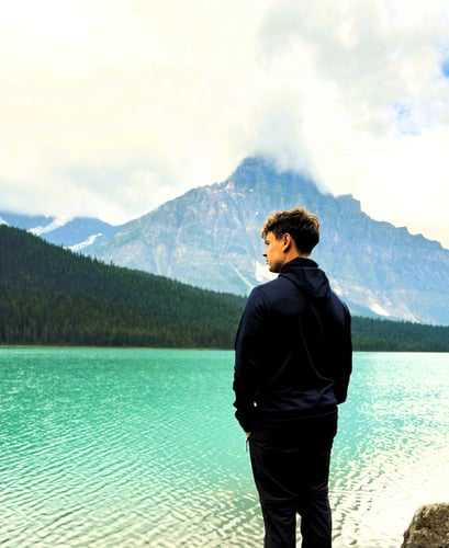 aifs-loris-kanada-adventure-trip-see-berge