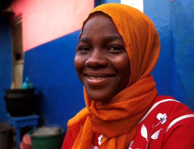 Frau in Ghana bei der Freiwilligenarbeit in Ghana mit AIFS