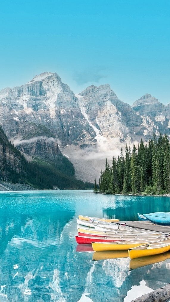 aifs-kanada-see-berge-boote-carousel