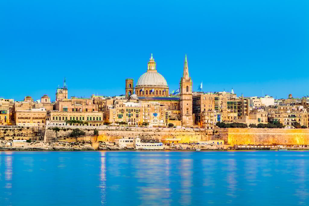 aifs-malta-sprachreise-stadt-meer-quadratisch-1024x1024