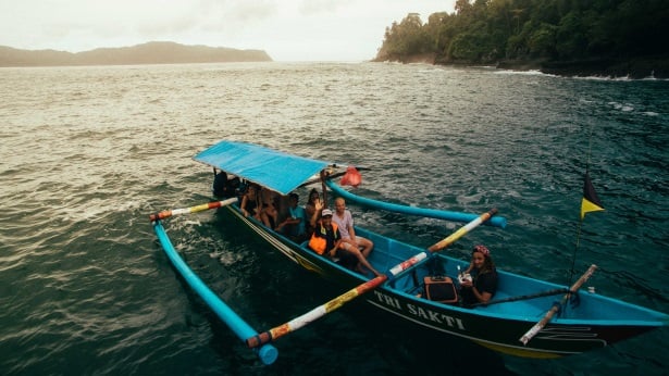 aifs-adventure-trips-bali-Katamaran