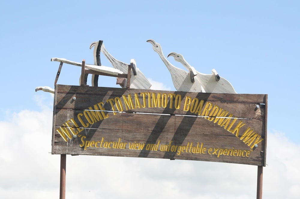 aifs-adventure-trips-tansania-lake-manyara-schild