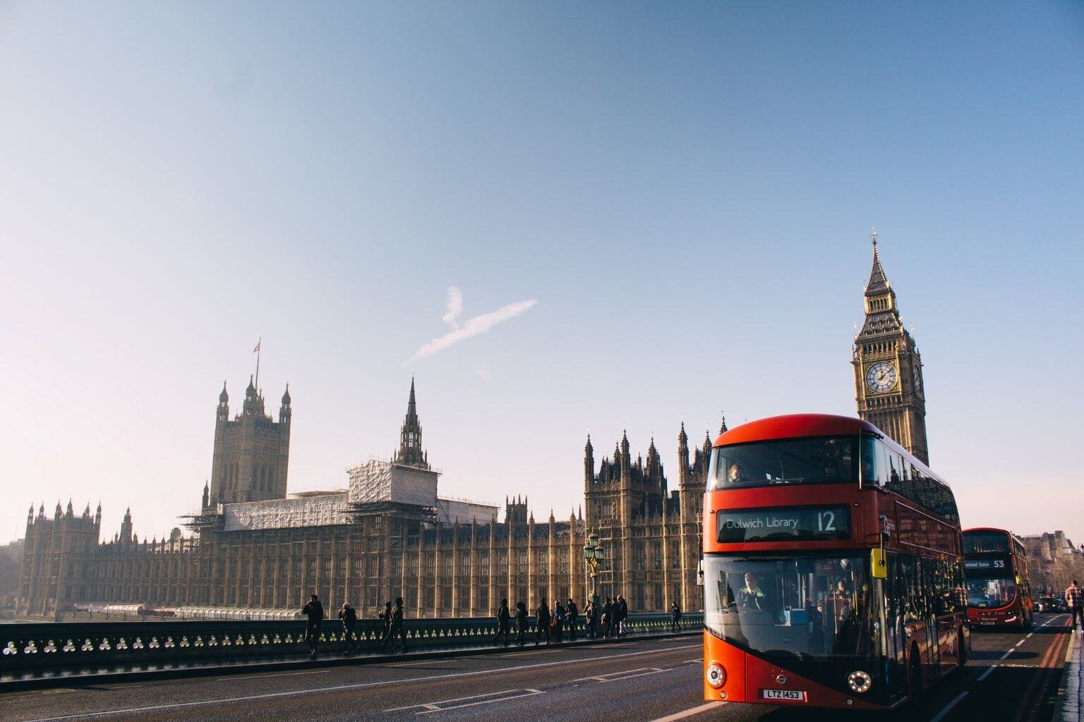 aifs-england-london-bus-big ben-westminster abbey