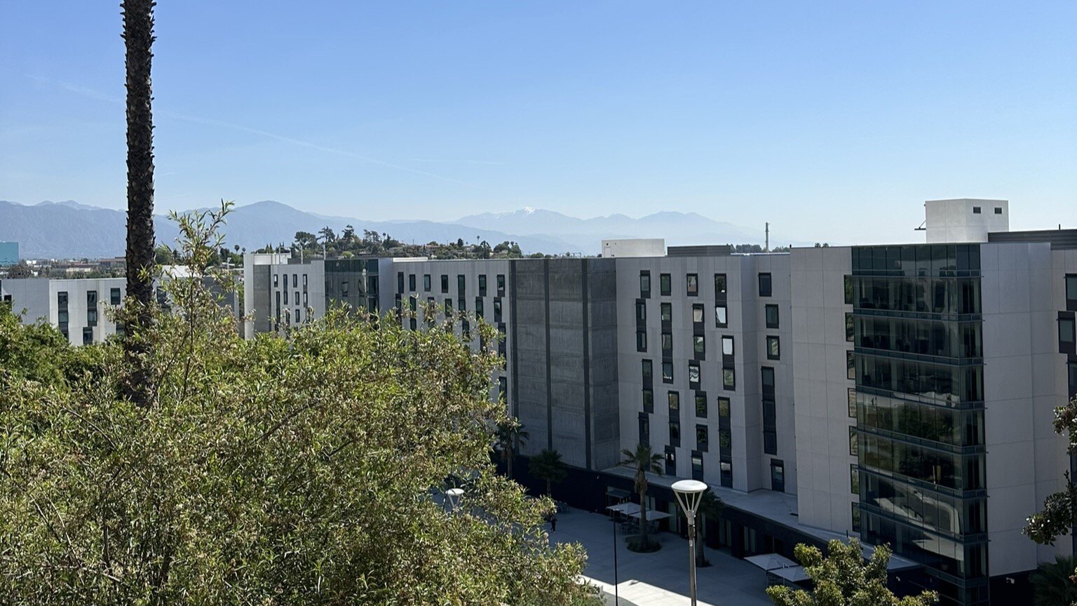 cal_state_la_study_abroad_gebaeude